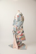 札幌中央店に新作の色打掛が入荷しました!