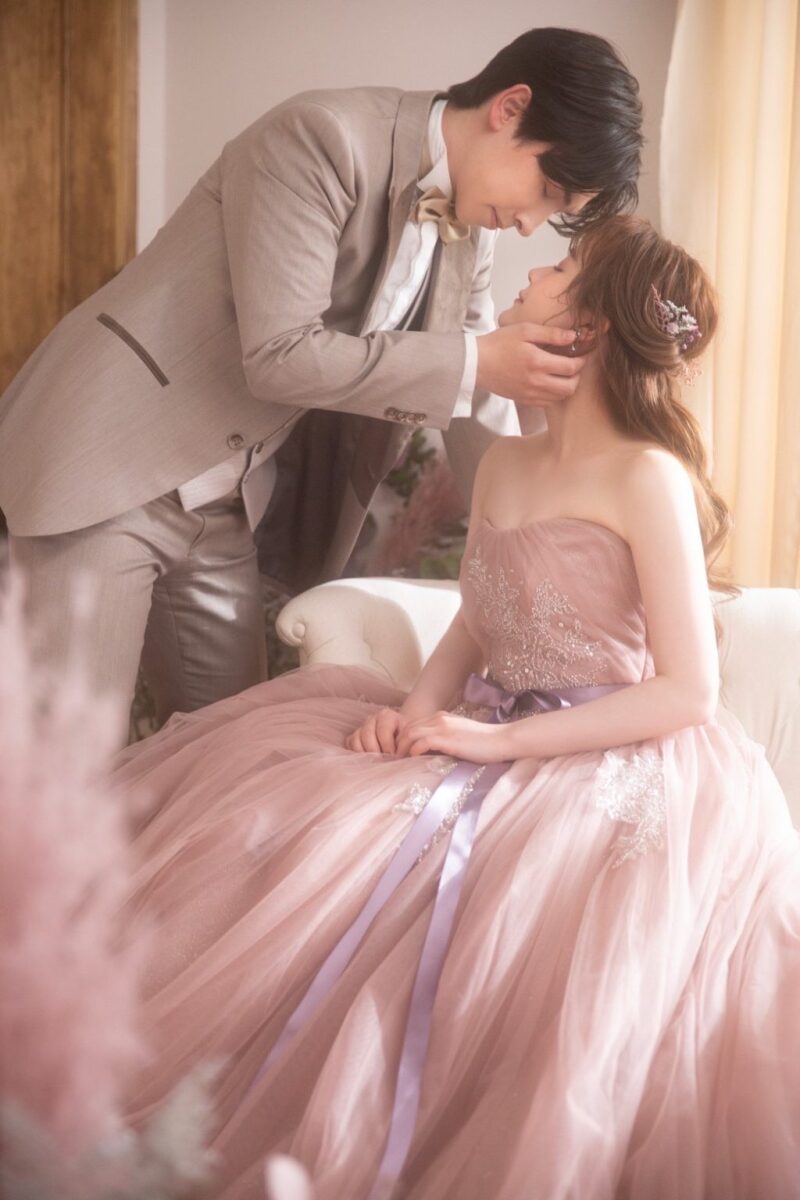 ドレス前撮りの指示書行き決定!フォトスタジオのポーズ例をご紹介♡