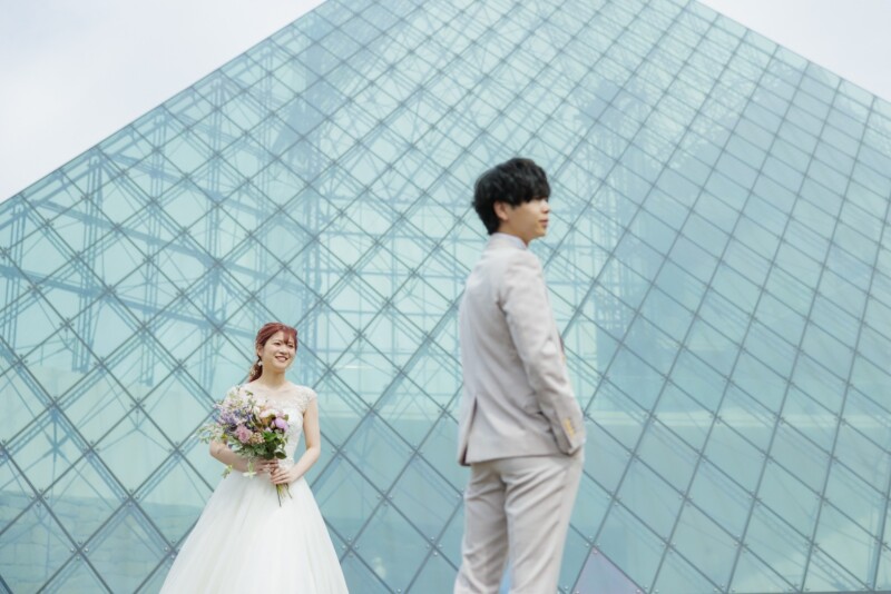 夏でも北海道らしく！白いドレスの映える広大な新緑スポット3選♪