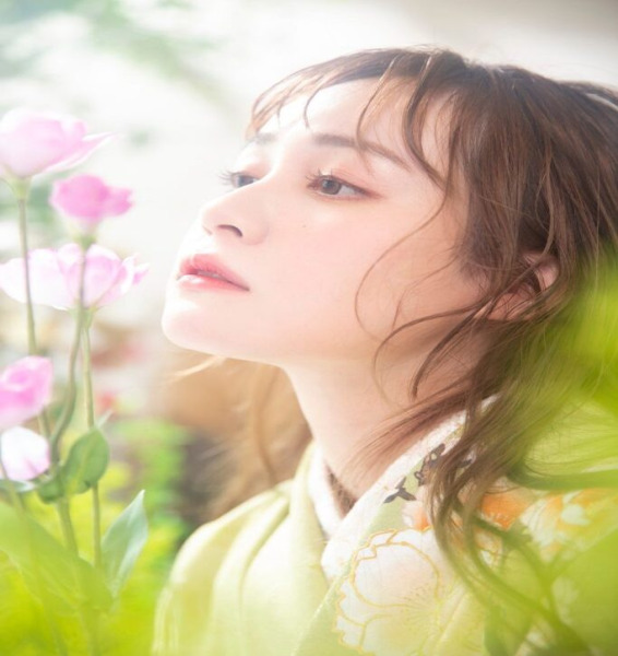夏到来!「ツヤ肌」と「テカリ肌」の境界線は?ツヤ肌成功の秘訣♡