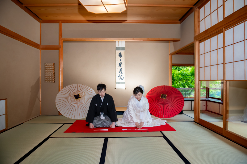 和装ロケにニンキ!新緑の庭園撮影♬