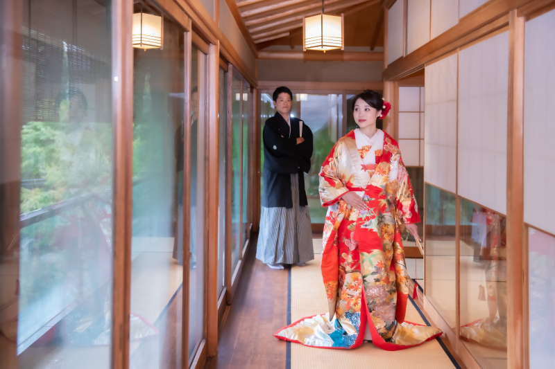 10月撮影日限定でお得に叶う!雨天決行できる美しい庭園と趣ある和室撮影!
