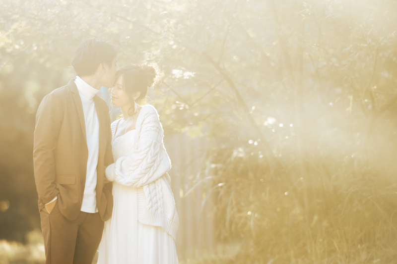 冬に煌めく美しい結婚写真　フォトウェディング・結婚式前撮りは今が狙い目