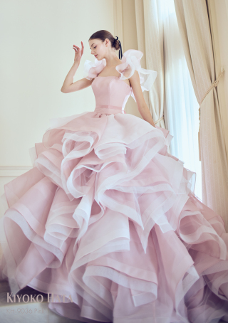 【KIYOKO HATA WEDDINGS】オリジナルドレスご紹介㊲