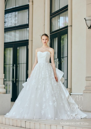 新作ドレス!【Myth Mock Moon】ウエディングドレスご紹介