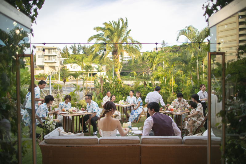 挙式なしでも叶う「お披露目フォト＆会食」