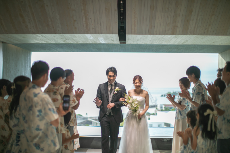 挙式なしでも叶う「お披露目フォト＆会食」