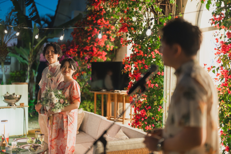 かしこまらないのがお二人らしい。大切なゲストと囲むガーデンBBQ!
