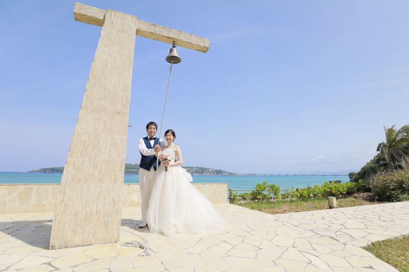 撮影スポット 幸福の鐘で愛を確かめましょう 公開日 年7月27日 Sunblue沖縄 沖縄県でフォトウェディング探すならphotorait