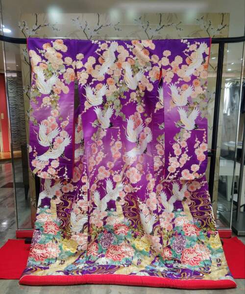 衣裳室より色打掛のご紹介です