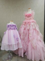 衣裳室よりお子様ドレスのご紹介です