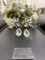 衣裳室よりアクセサリーのご紹介です