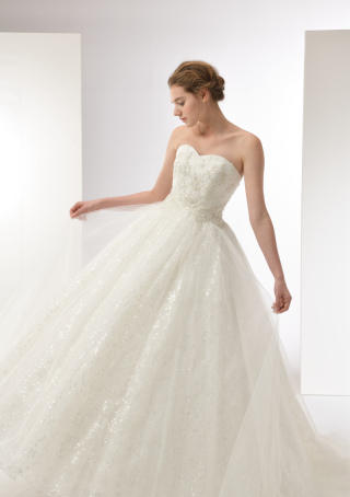 ☆ドレスのご紹介☆