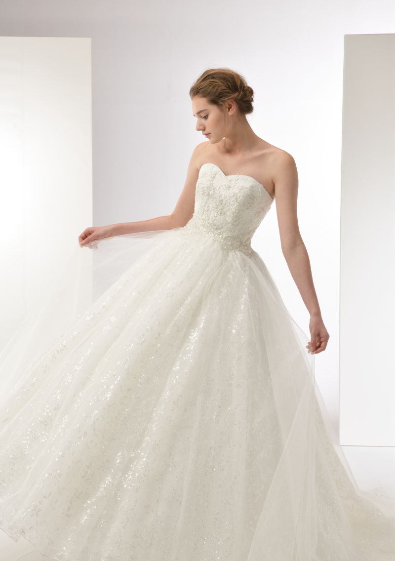 ☆ドレスのご紹介☆