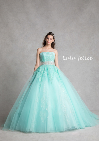 ☆ドレスのご紹介☆