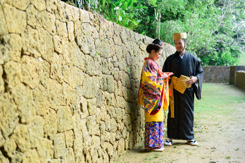 沖縄ならでは!琉装フォトウェディング