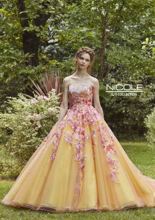 ☆ドレスのご紹介☆