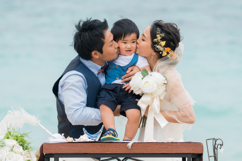 砂浜の結婚式