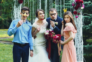 結婚式やウェディングフォトで大活躍!フォトプロップスでより素敵に写真を残そう♡