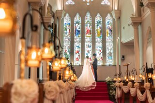 結婚式でゲストが感動する演出は?サプライズ演出の注意点も紹介!