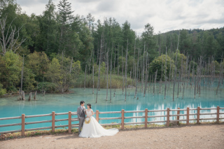 奇跡の池で神秘的なロケーションフォトをお届けします