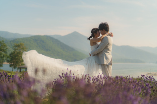 360度に広がる大自然の景色の中でウェディングフォト✨