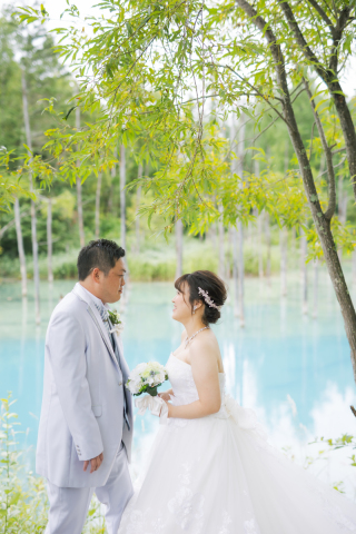 8月青い池、四季彩の丘、千代田ファームで乗馬その１