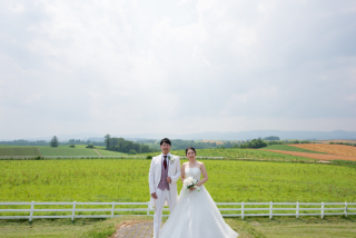 【新栄の丘】見渡す限りの丘陵地帯と空の広さが魅力