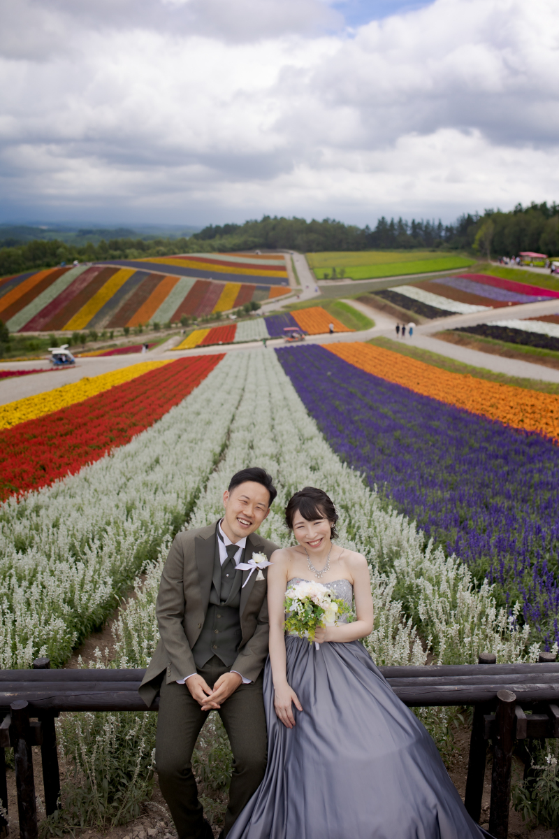 7月中旬から後半の美瑛富良野お花の鮮やかな頃のフォトウェデイング
