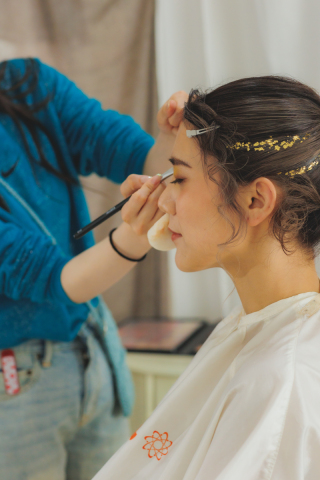 撮影の裏側に密着！