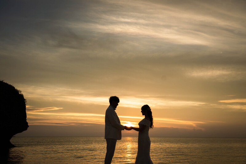 沖縄旅行のついでに、手ぶらでサクッと！フォトウェディングが叶う＊