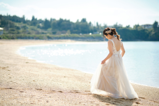 ご新婦様の美しいソロショットをご紹介*＊