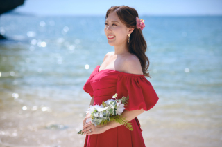 *魅惑の赤ドレス*