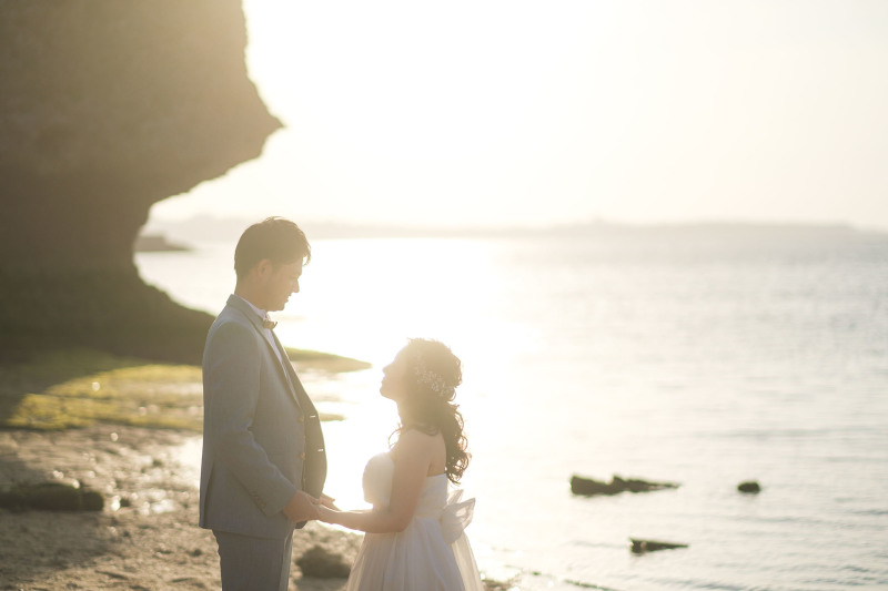 沖縄フォトウェディング*ロマンチックなサンセット撮影*