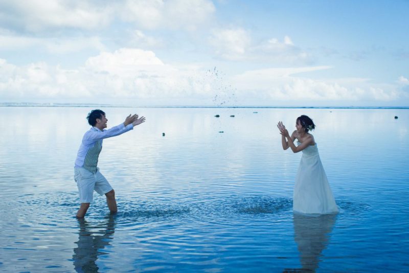 ドレスのまま海に入れる!! -ウォーターイン撮影-