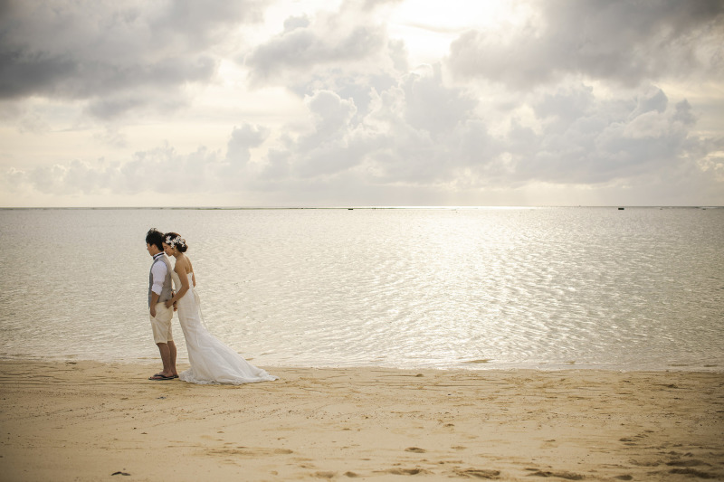 沖縄フォトウェディング*ロマンチックなサンセット撮影*