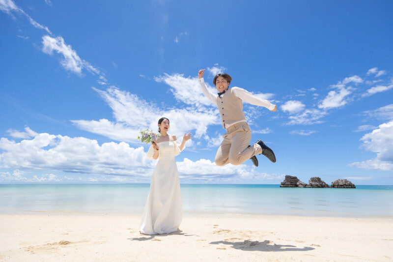 【時間帯によって変わる海の色!?】どの時間帯が好きですか??