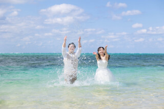 衣装を着たまま海に入る？！ ウォーターイン撮影をご紹介 ☆*