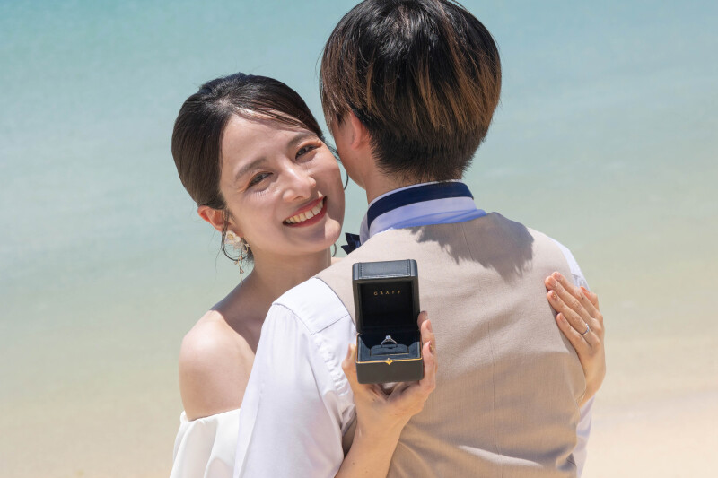 お持ち込みアイテムでおふたりらしい写真に☆