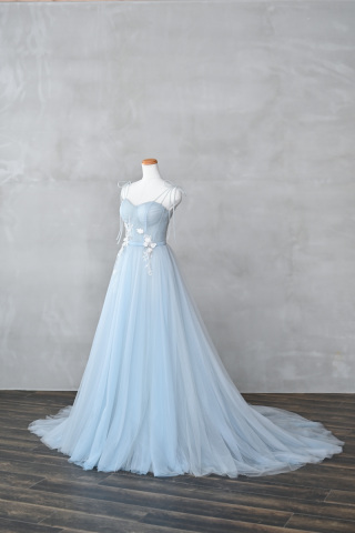 ロケーション撮影OKの新作カラードレス入荷!