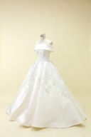 新作! creer7のウェディングドレスをご紹介!