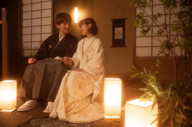 お2人にぴったりの背景をご紹介します* *和装 本格的和室・庭園 夜
