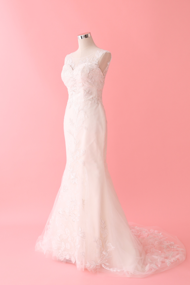 新作ウェディングドレス入荷♡ SSS15