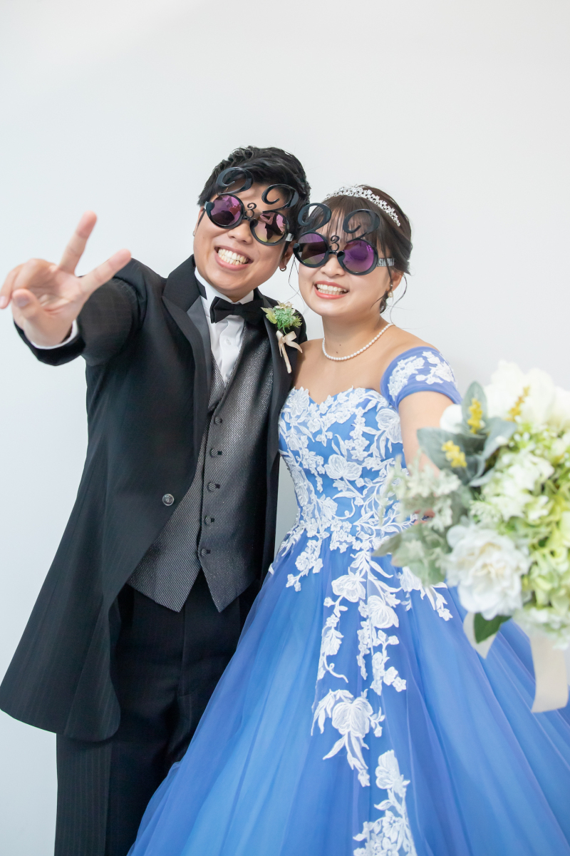 ゲストも笑顔に! 結婚式はウェディングフォトに寄せ書きをもらおう