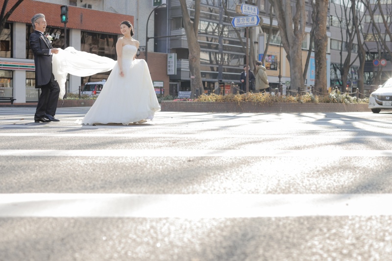 結婚式に比べると安いって本当? フォトウェディングの費用相場とは