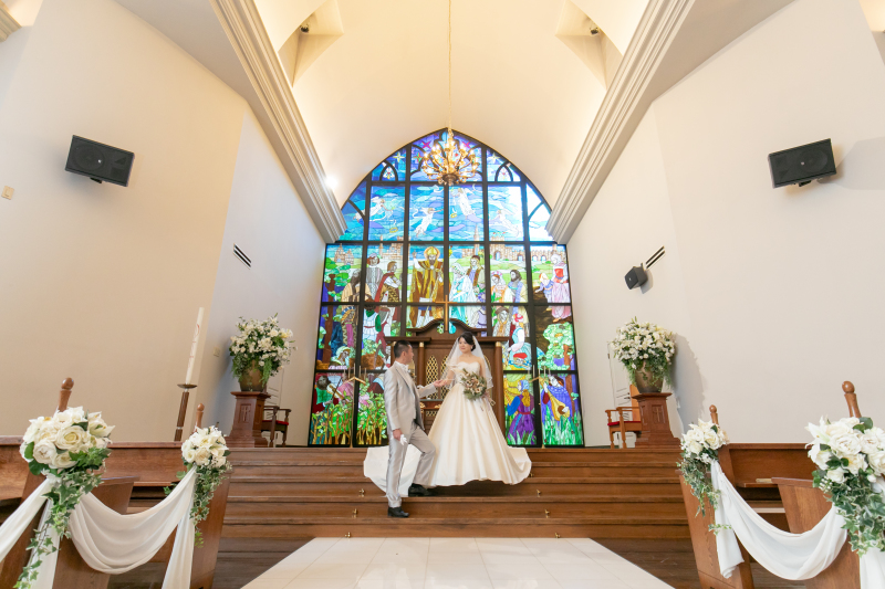 チャペルで結婚写真を♡