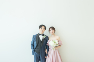 【最高の一枚を！】 前撮りのウェディングドレスの選び方