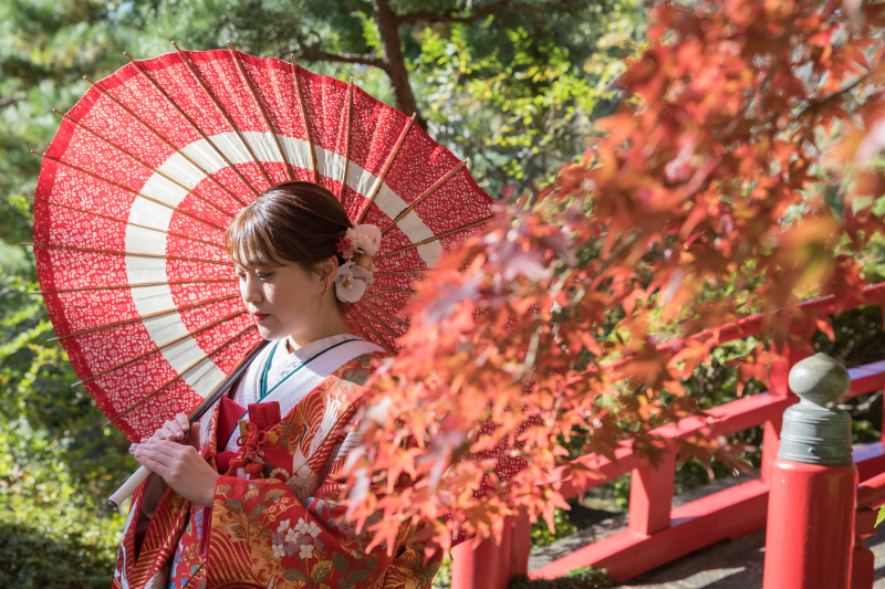 【紅葉フォトウェディング】紅葉×色打掛の組み合わせの魅力！
