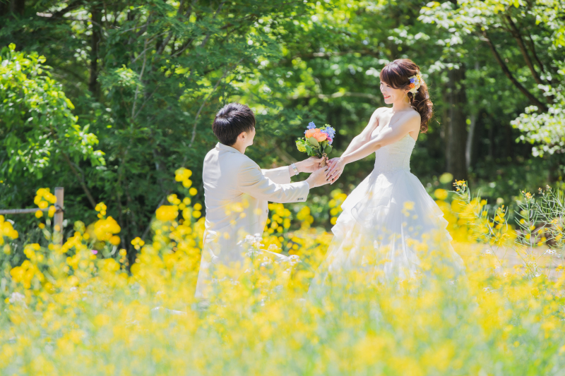 【みちのく杜の湖畔公園】色鮮やかな花々に包まれて