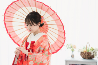 和装で迷っている人必見！　白無垢と色打掛、それぞれの魅力と選び方！！